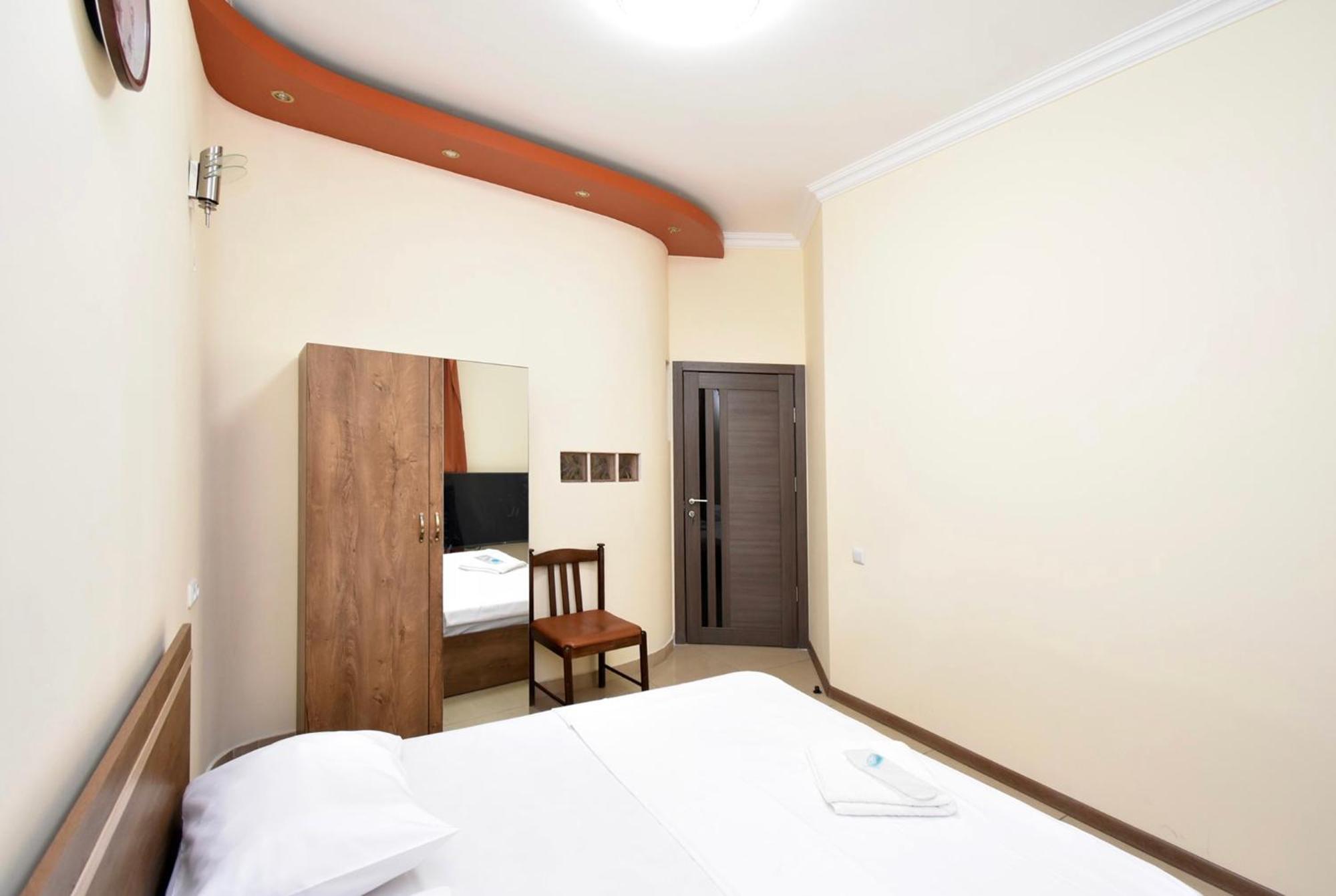 Hotel Costa Erévan Extérieur photo