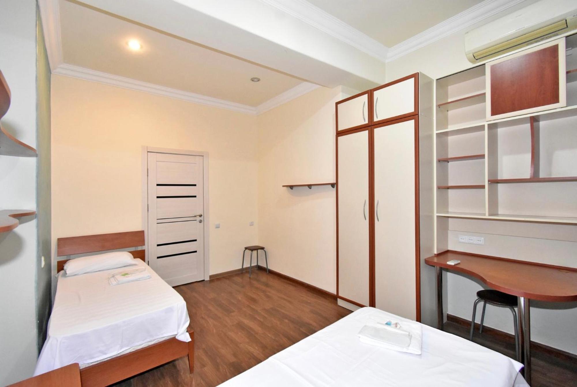 Hotel Costa Erévan Extérieur photo