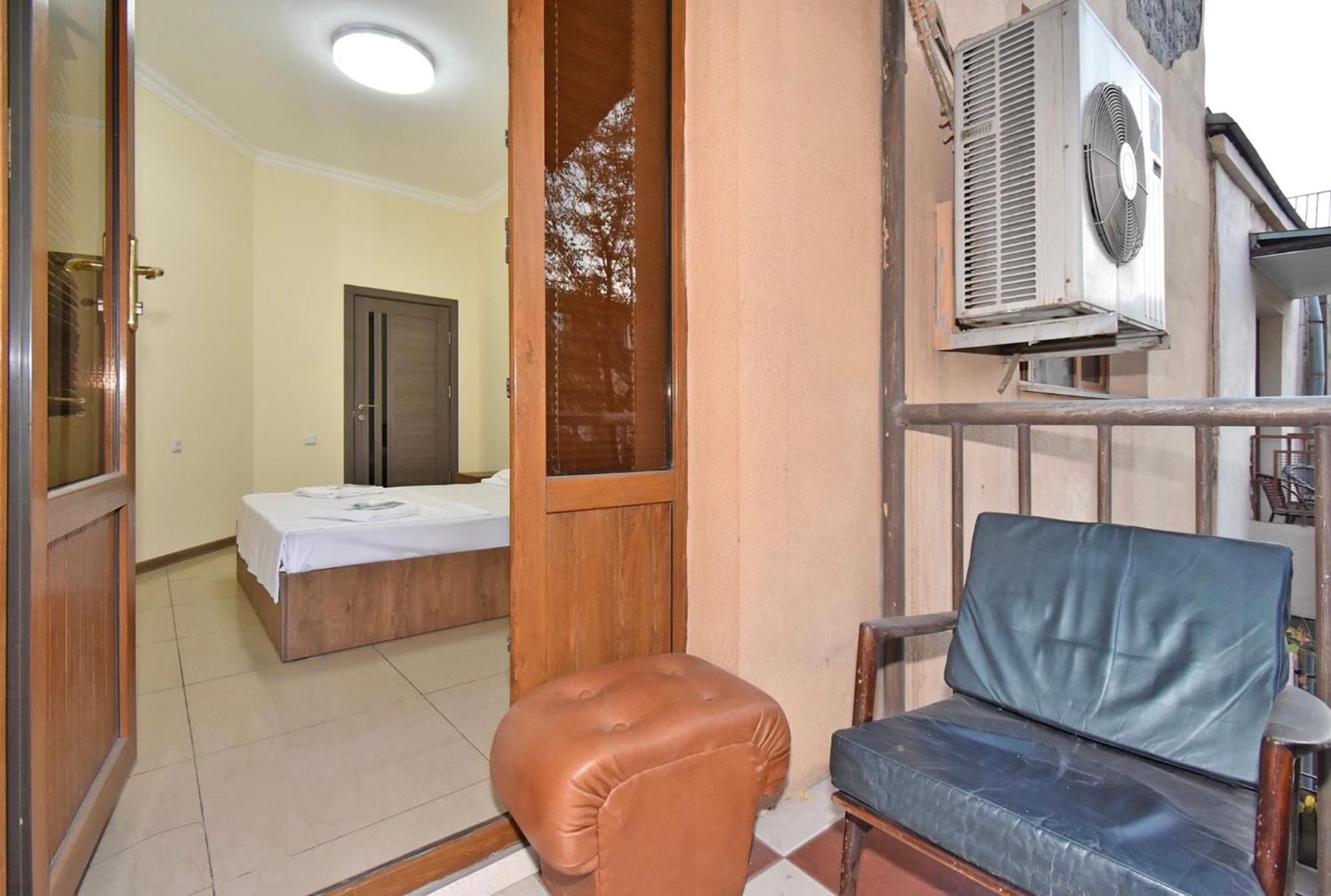 Hotel Costa Erévan Extérieur photo