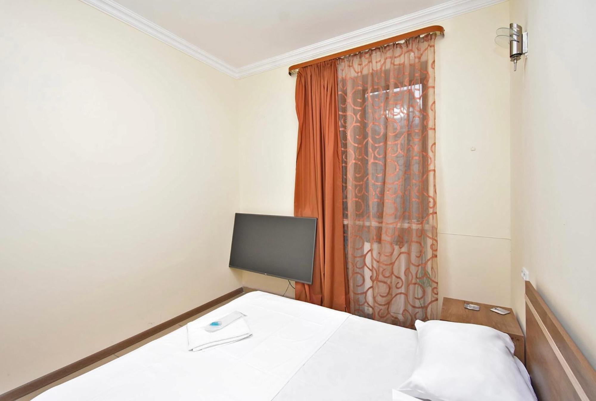 Hotel Costa Erévan Extérieur photo